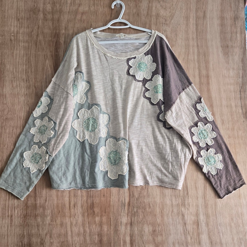 Oli & Hali Patchwork Floral Eyelet Slouchy Top XL Colorblock Raw Edge Boho